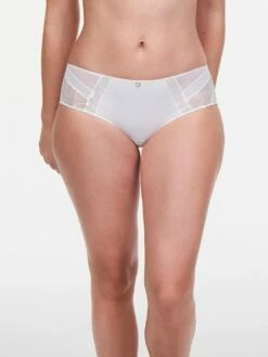 Chantelle TRUE LACE Shorty 12 Chantelle TRUE LACE Shorty -Outlet CHANTELLE Store C11M40 0LW 1