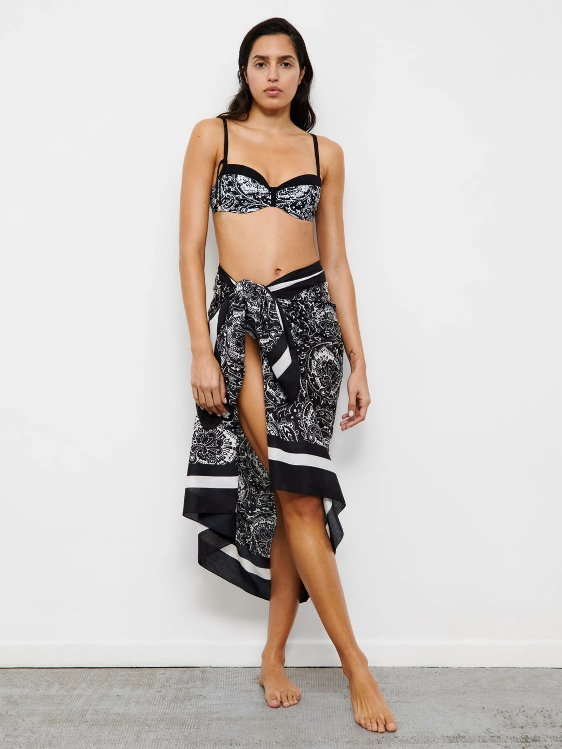 Chantelle FLOWERS BW 1P PAREO 4 Chantelle FLOWERS BW 1P PAREO – Bild 4