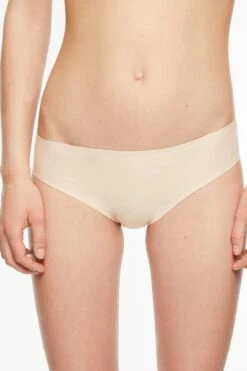 Chantelle Softstretch Slip -Outlet CHANTELLE Store C26430 01N 1 CL FRENCH 2