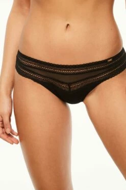 Chantelle Festivite Slip -Outlet CHANTELLE Store C36890 011 1 CL FRENCH